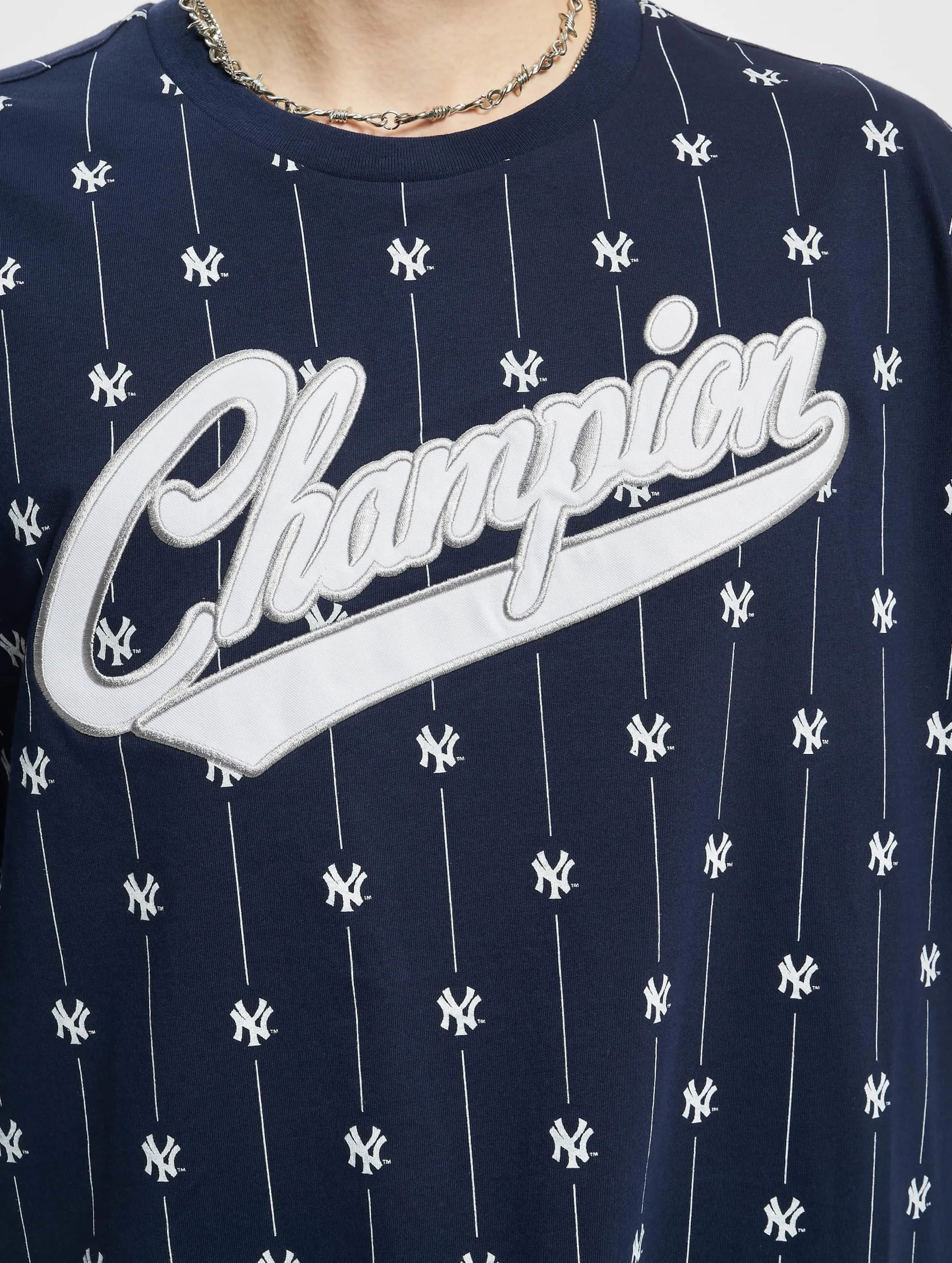 Champion  MLB Yankees