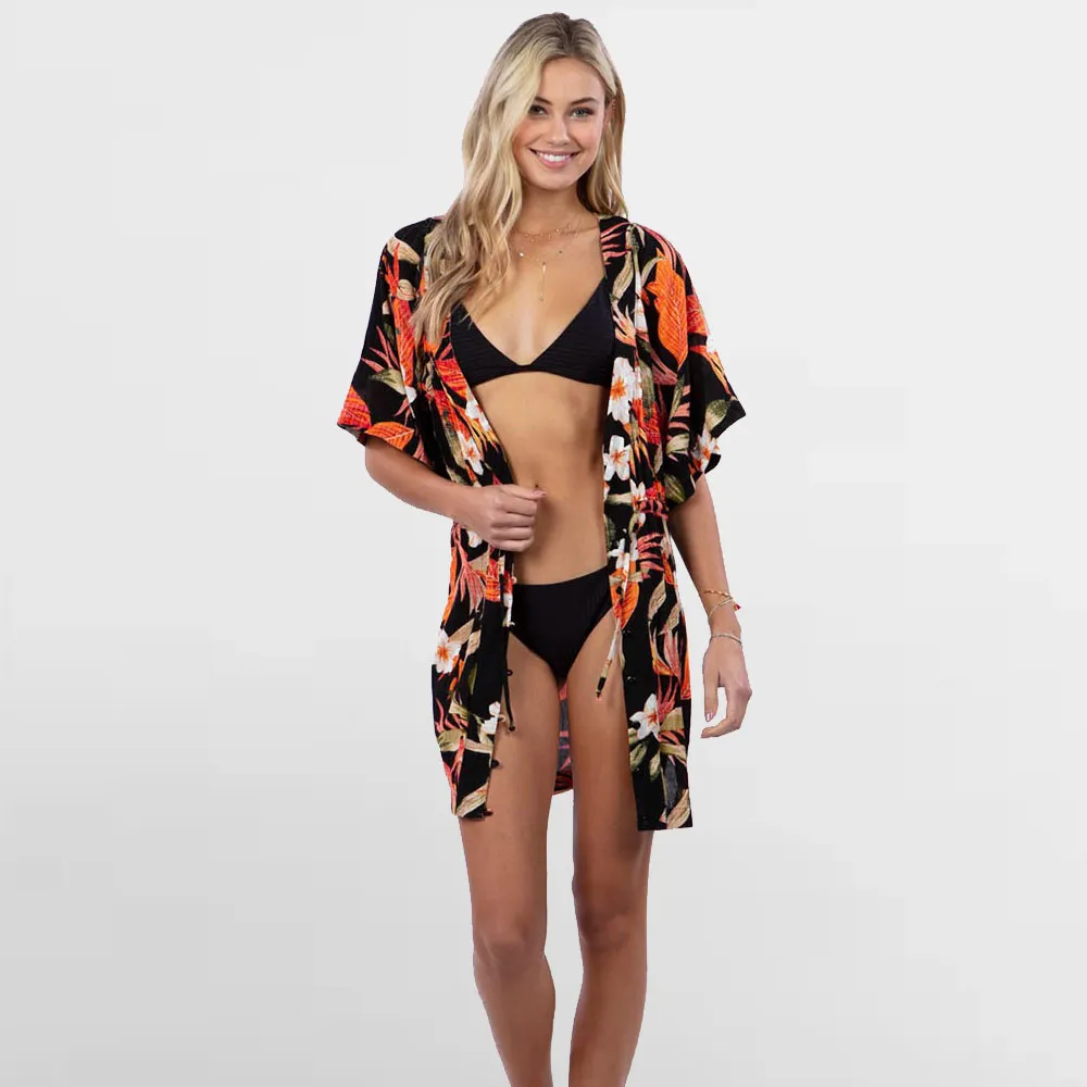 Kimono RIP CURL con botones para mujer North Shore Black Ref. GSHDV9 negro/rojo flores