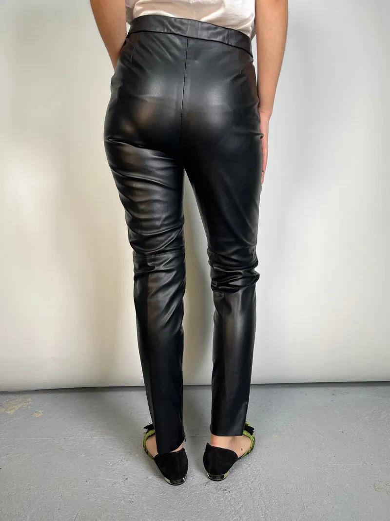 ZARA Pantalón Ecocuero